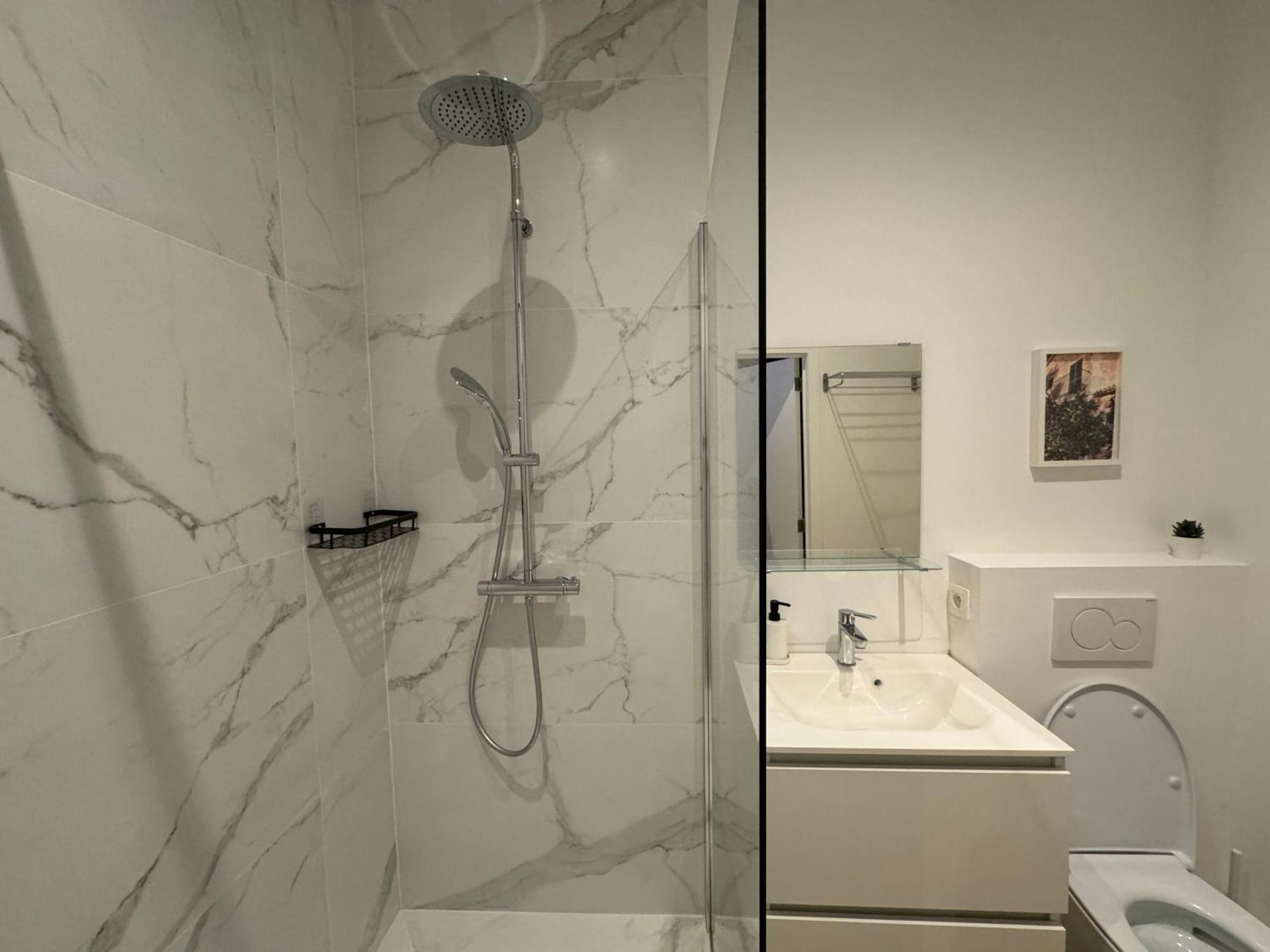 Two Bedroom Loft In The City Center By The Meir 安特卫普 外观 照片