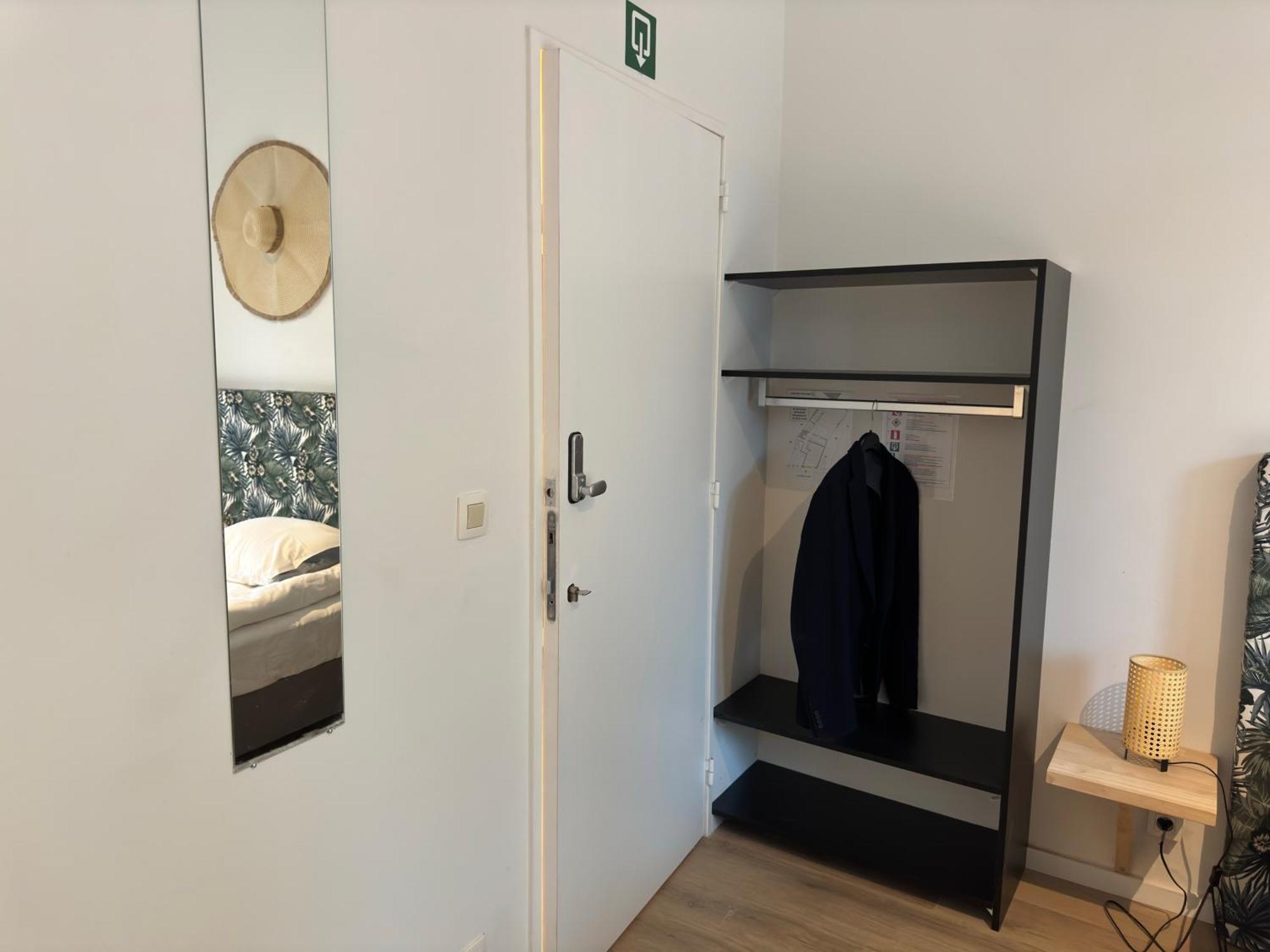 Two Bedroom Loft In The City Center By The Meir 安特卫普 外观 照片