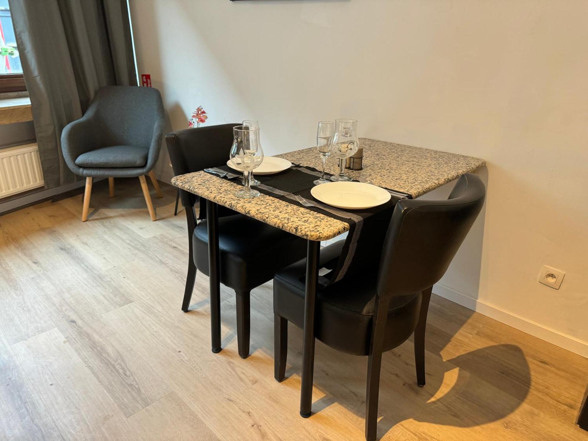 Two Bedroom Loft In The City Center By The Meir 安特卫普 外观 照片